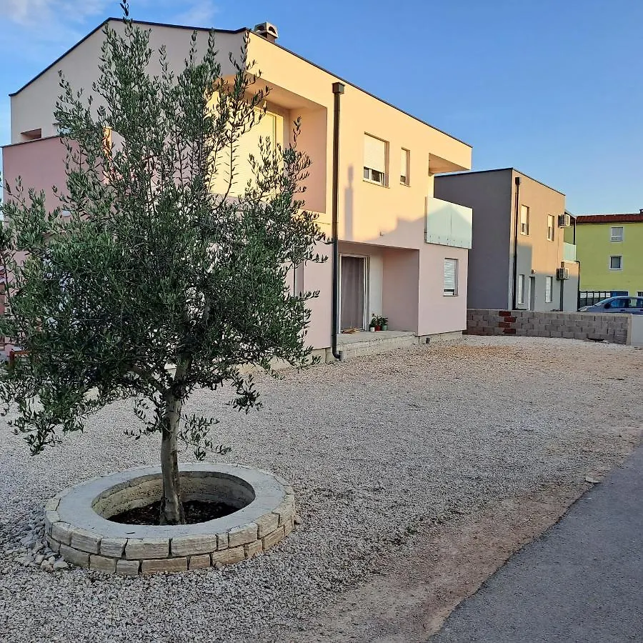 Apartmans Maslina Vir